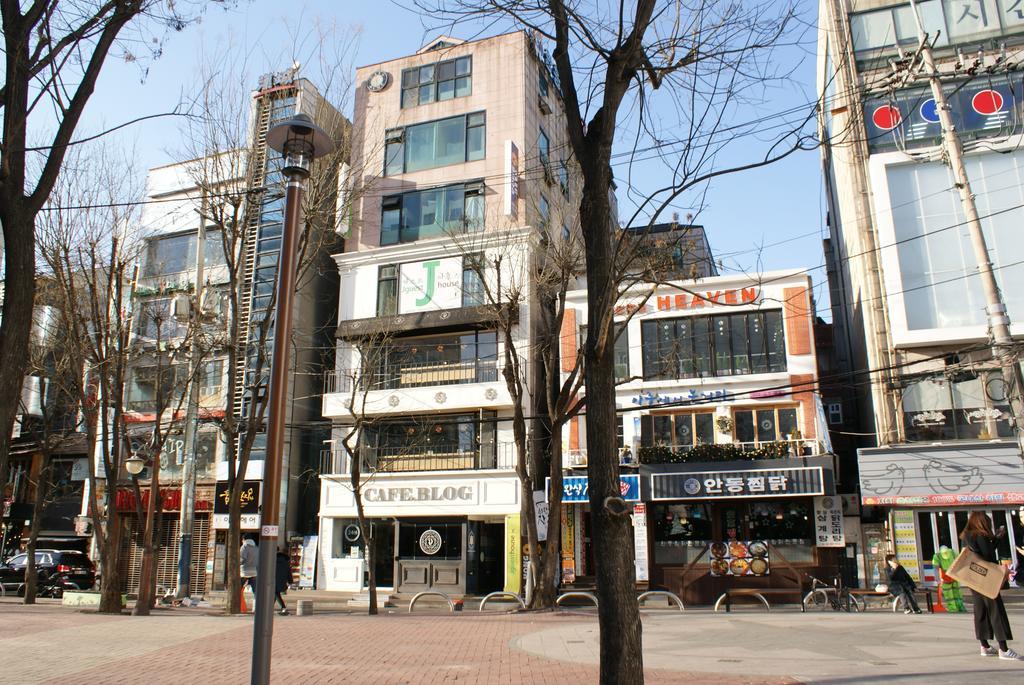 J Guesthouse Seul Dış mekan fotoğraf