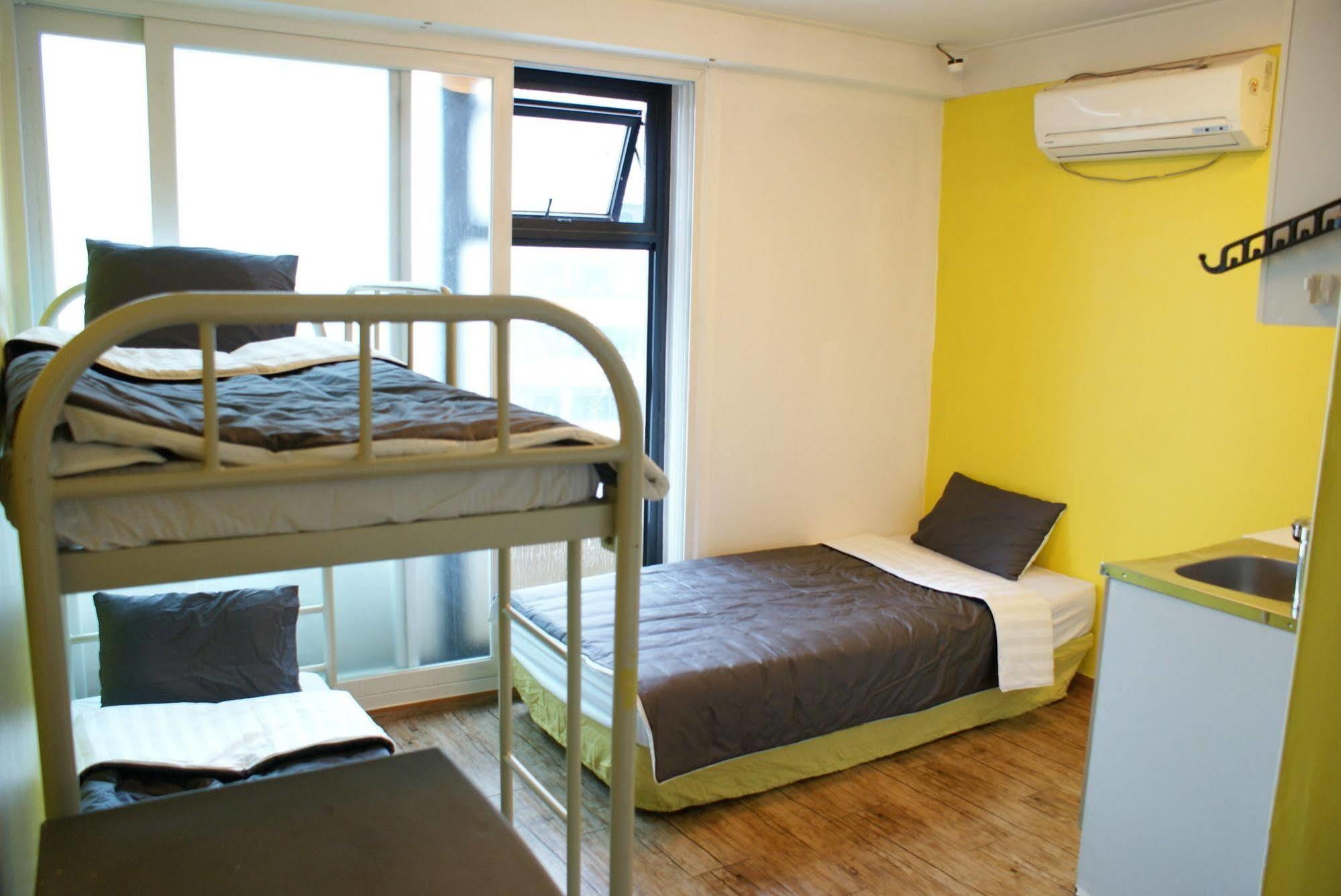 J Guesthouse Seul Dış mekan fotoğraf